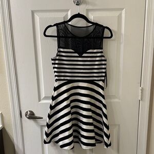 Arden B Monochrome Chic Dress